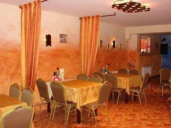 Hôtel Sloneczny Dom à Dziwnówek Extérieur photo