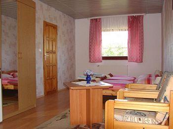 Hôtel Sloneczny Dom à Dziwnówek Extérieur photo